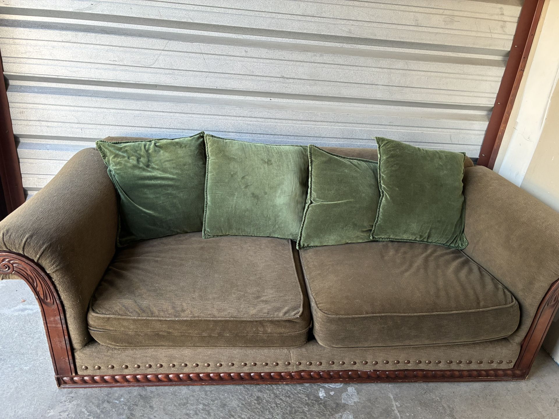 Free Couch! Super Comfortable Ethan Allen 