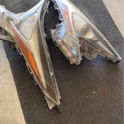 2016 Toyota Prius Headlights Original