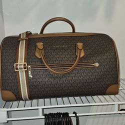 Michael Kors Weekender bag