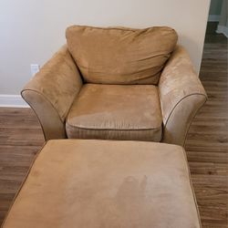 Light Brown Microfiber Seat With Ottoman 