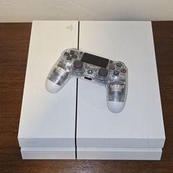 PS4 With CONTROLLER