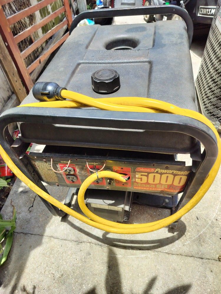 6250 Watts Start, 5000 Running Watts Generator . Works Great