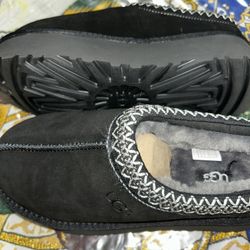 WOMEN'S UGG TAZZ - COZY PLATFORM SLIPPER BLACK