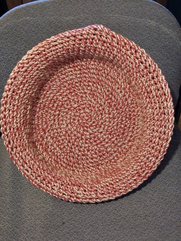 ​🐾 Give the Gift of Warmth! Bed Sales to Support Our Furbabies 🎁