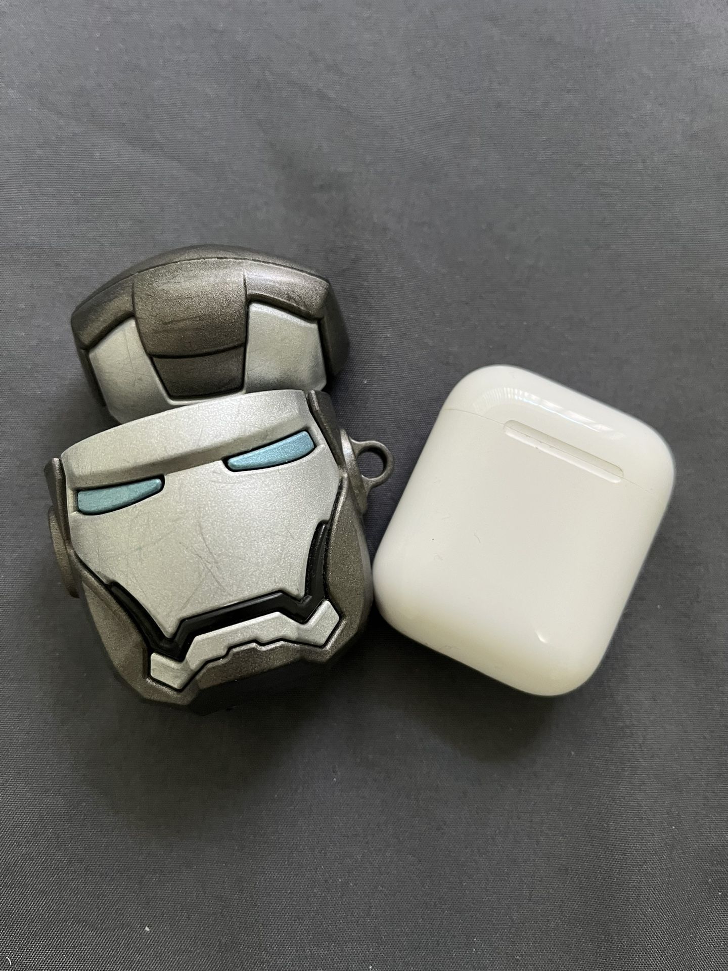 Apple AirPods