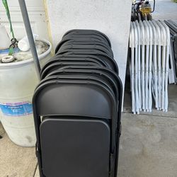 Tengo 19 Sillas En Perfectas Condiciones $185