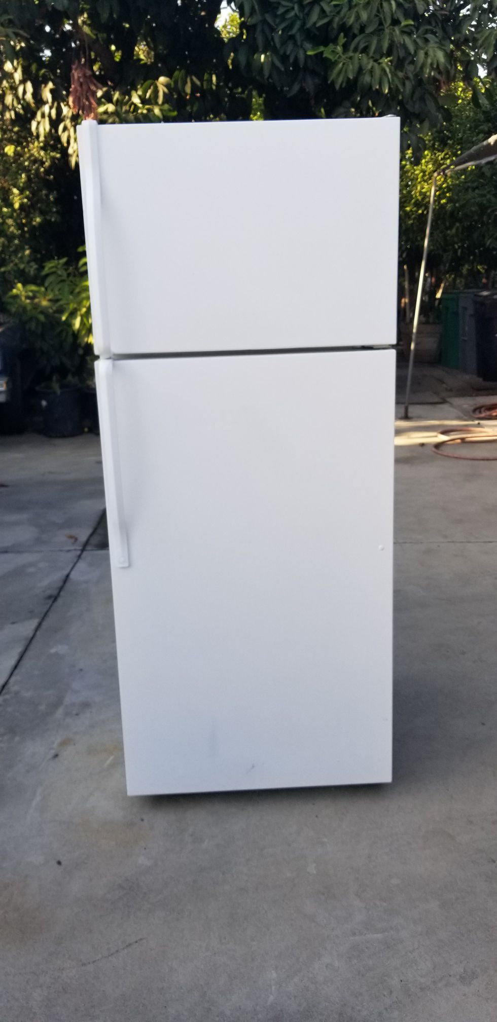 Apartment top Freezer Refrigerator