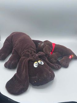 Vintage 1985 dark brown Pound Puppy