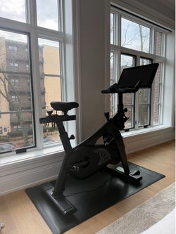 Soul Cycle home bike (peloton alternative)