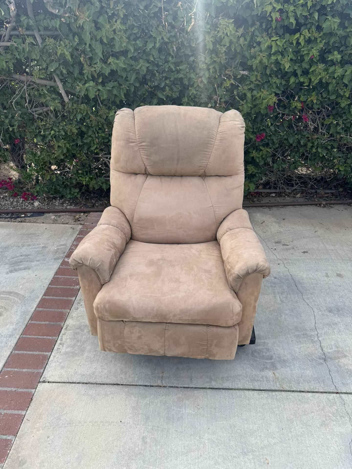 Recliner Chair