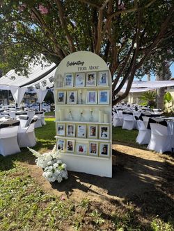 Memorial wall / treat all re.n.t
