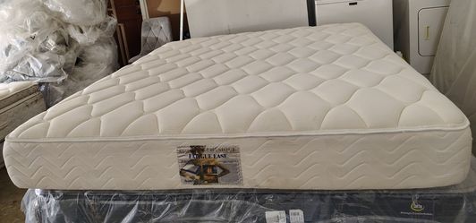 King Size Mattress (Colchón King Size)