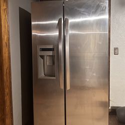 Lg double door Refrigerator $70