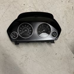 2012 - 2018 BMW 328I OEM INSTRUMENT CLUSTER SPEEDOMETER