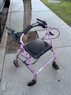 NOVA Zoom 22 Rollator Walker