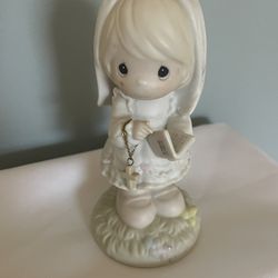 Precious Moments Figurine 