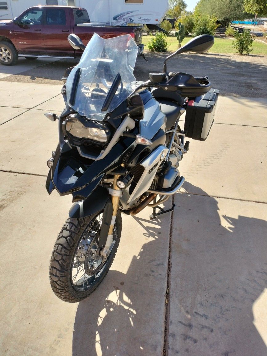 2015 BMW gs1200 8k miles