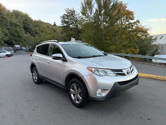 TOYOTA RAV4 XLE 2015