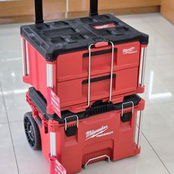 Brand New Milwaukee Set Pack Out Storage Boxes With Wheels And Holder