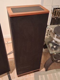 Vandersteen 2ce Signature audiophile speakers