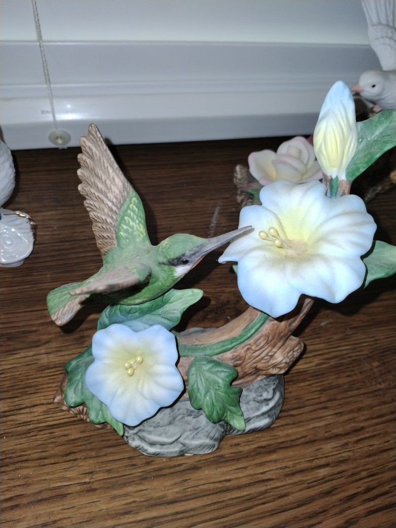 Hummingbird Figurine