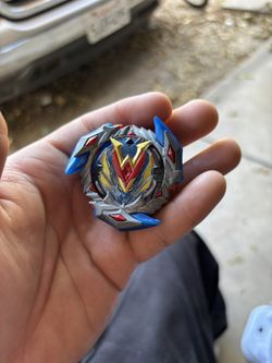 Takara Tomy Beyblade Burst B-104 Winning Valkyrie
