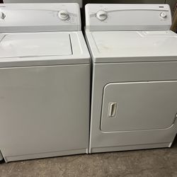 Kenmore Washer And Kenmore Eléctric Dryer 