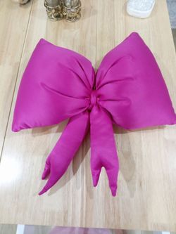 Hot pink bow pillow