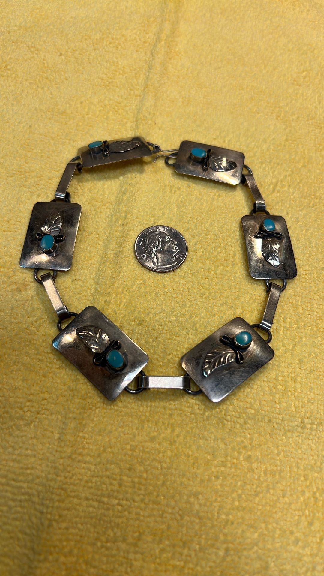 Vintage silver and turquoise necklace very nice piece