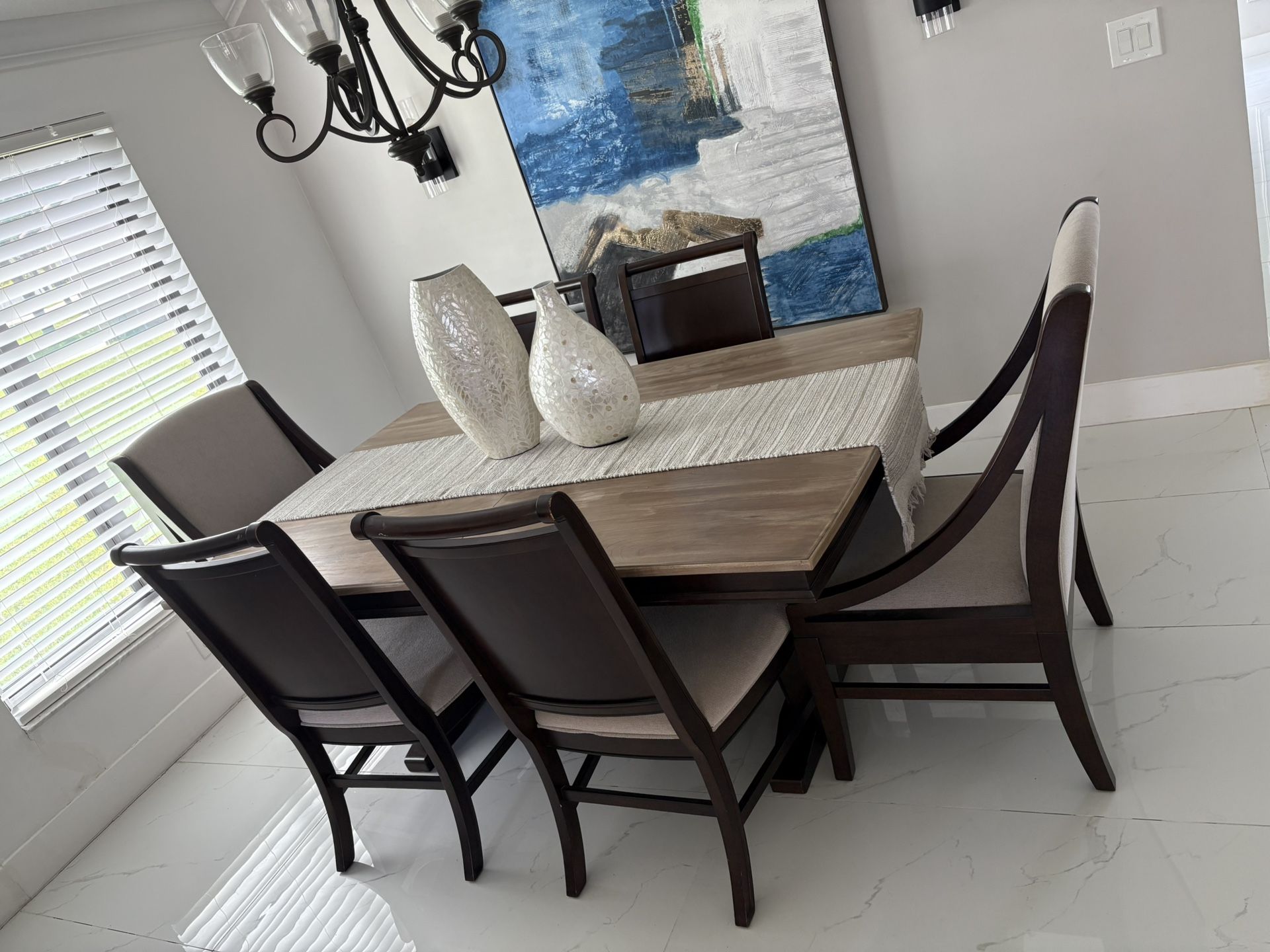 City Furniture Dinning Table Real CEDAR Wood! For 6 + Chairs