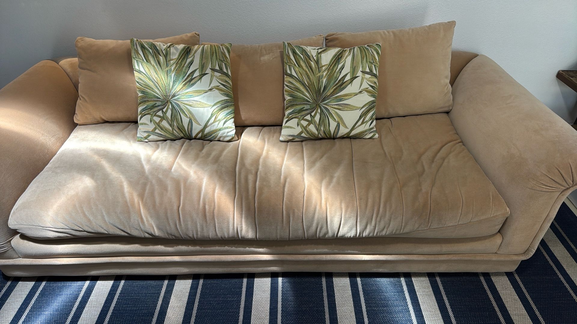 Peach Couch FREE
