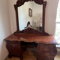 Solid Mohagany Vanity Dresser With Mirror $575