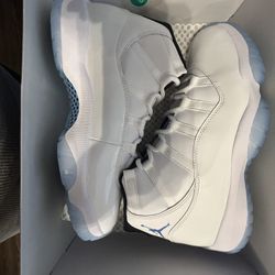 Jordan 11 Legend Blue Size 11