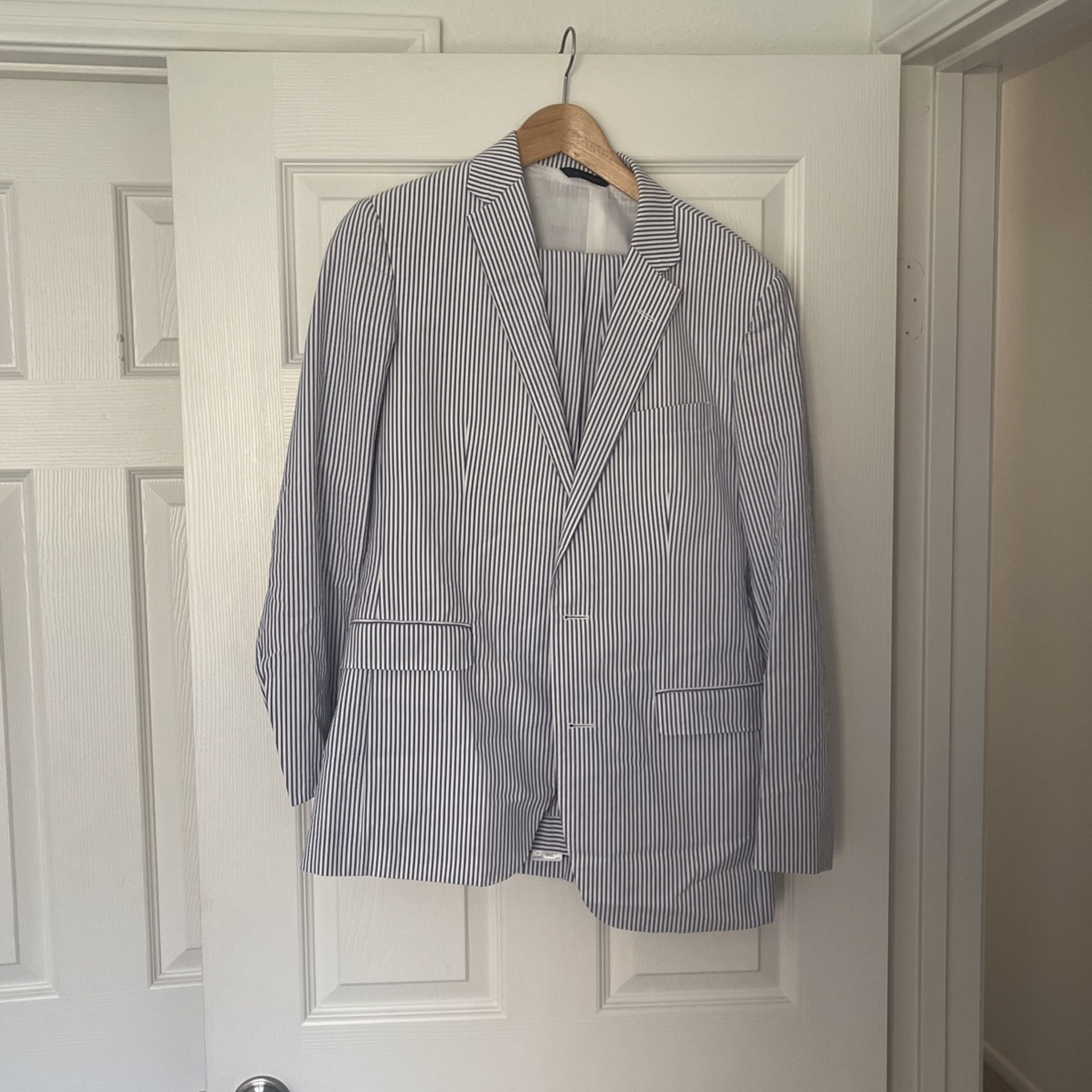 😎 Stylish Seersucker Suit Brooks Brothers
