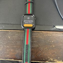 Apple Watch SE 44mm