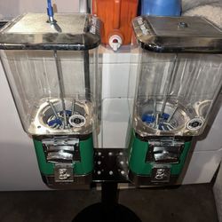Rhino Supreme Double Head Vending Machine with Stand