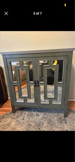 GRAY MIRRORED CABINET