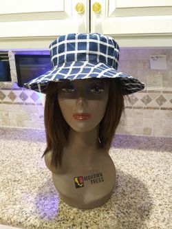 REVERSIBLE WOMAN'S BUCKET HAT