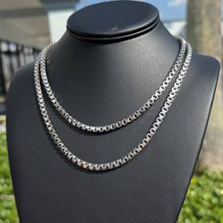 Jewelry Tiffany & and Co 925 sterling silver 36.00” necklace box chain 78.40 grams 4.00mm 🐳