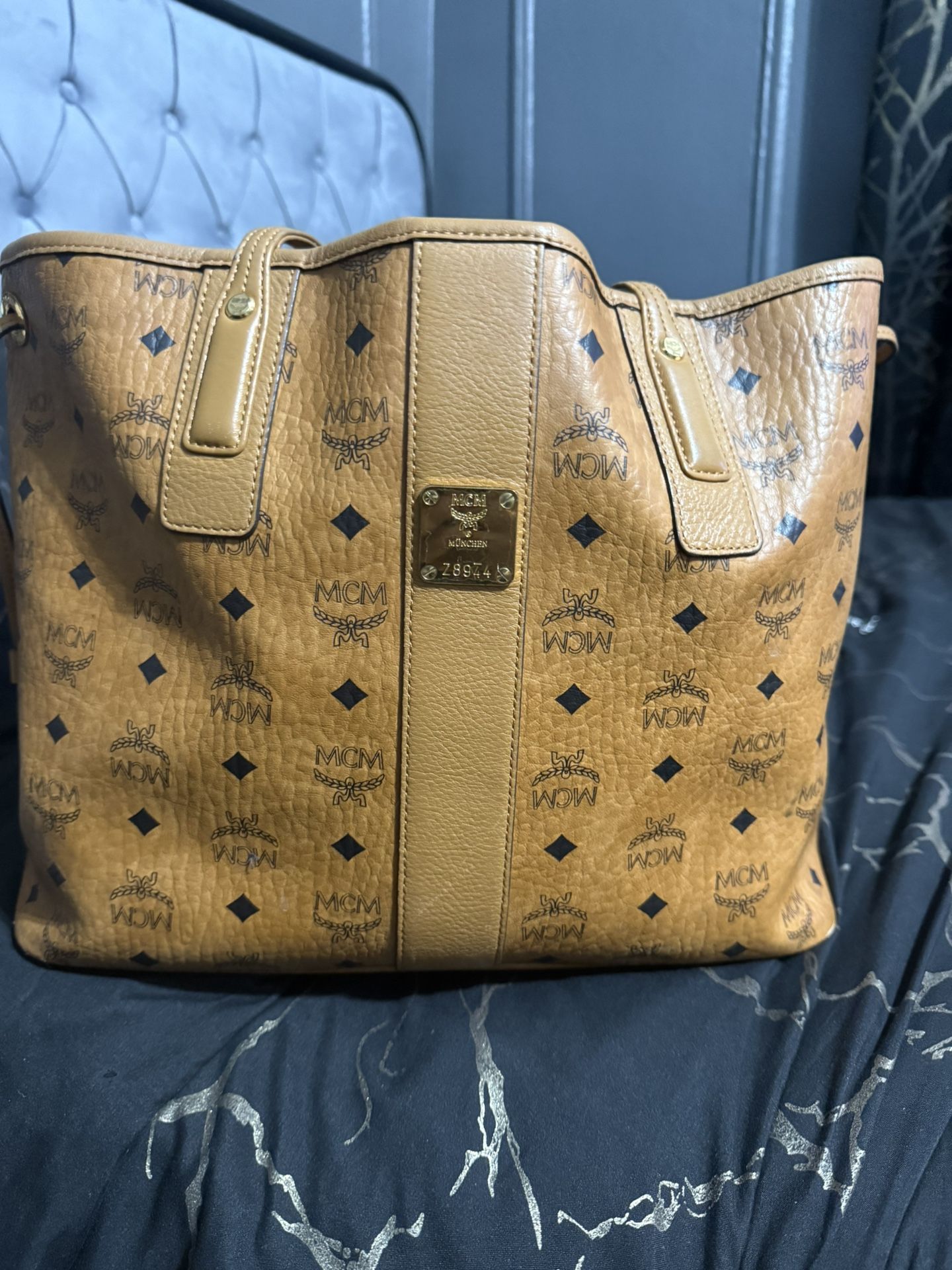 MCM Women's Liz Reversible Shopper