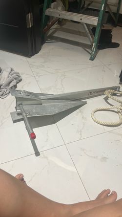 Fortress Marine Anchors - Fortress FX-11 (7 lbs Anchor / 28-32' Boats) and rope