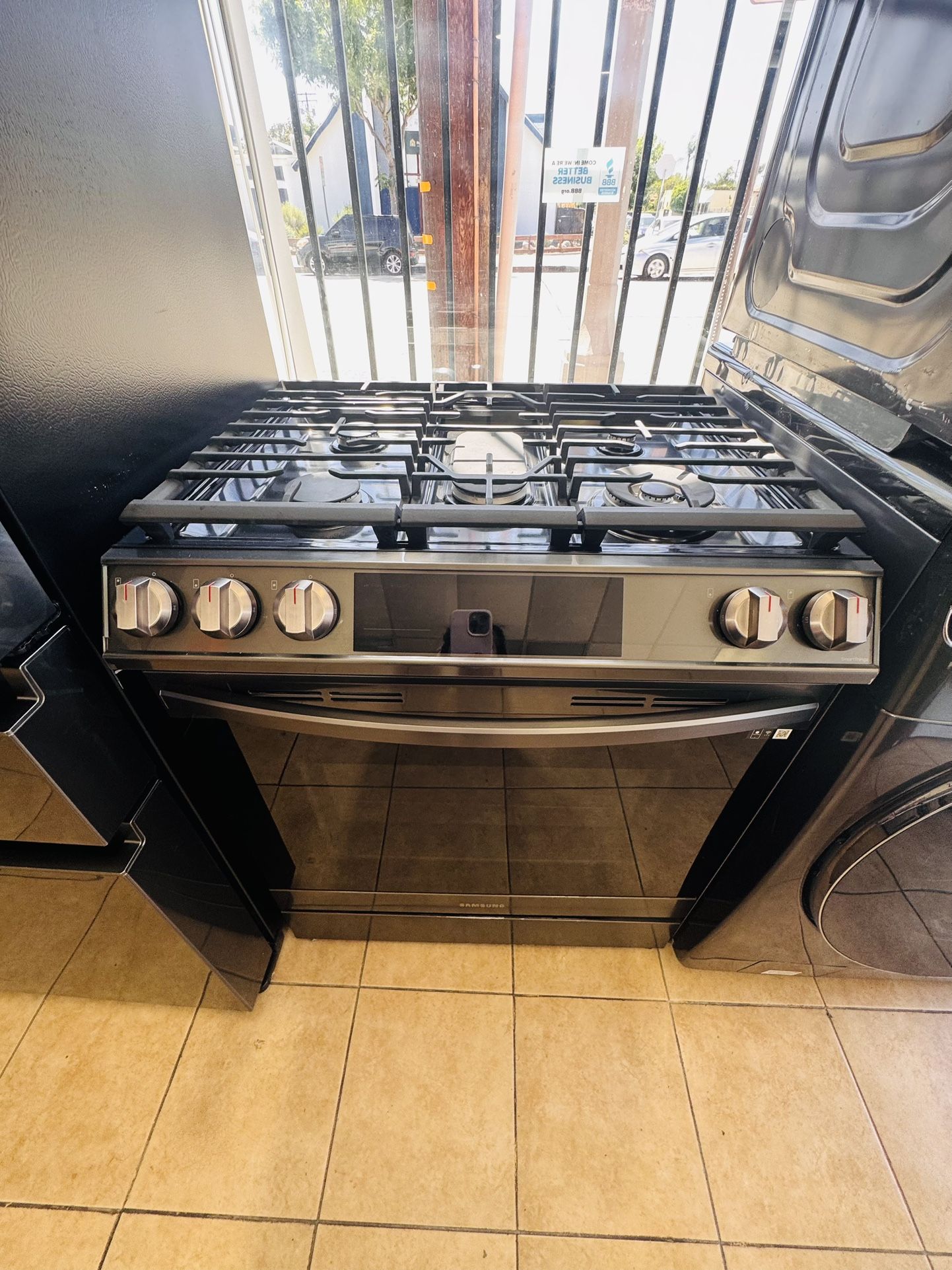 SAMSUNG SLIDE IN OVEN