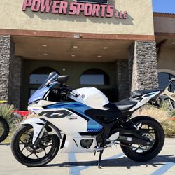 2025 - Yamaha YZF-R3