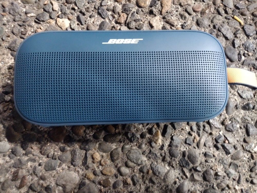 Bose Soundlink Flex 2