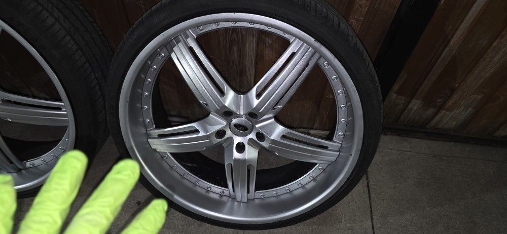 5x120 Cutlass Chevelle 24" Wheels 3 Piece Stagerd 5 Inch Rear 2 Inch Rear 