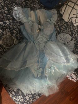 Women’s costumes