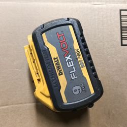 Dewalt 9ah battery in great condition