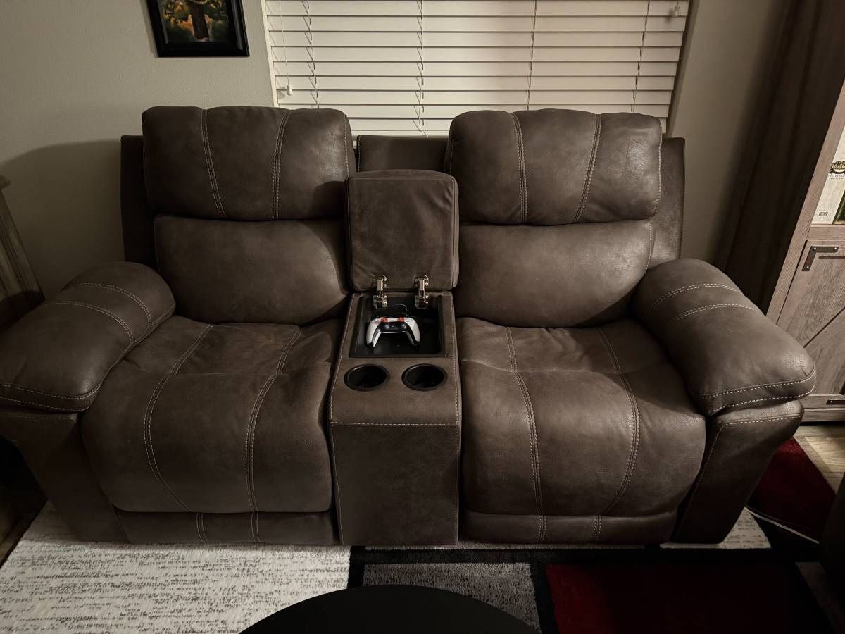 Lovebird Reclining Sofa
