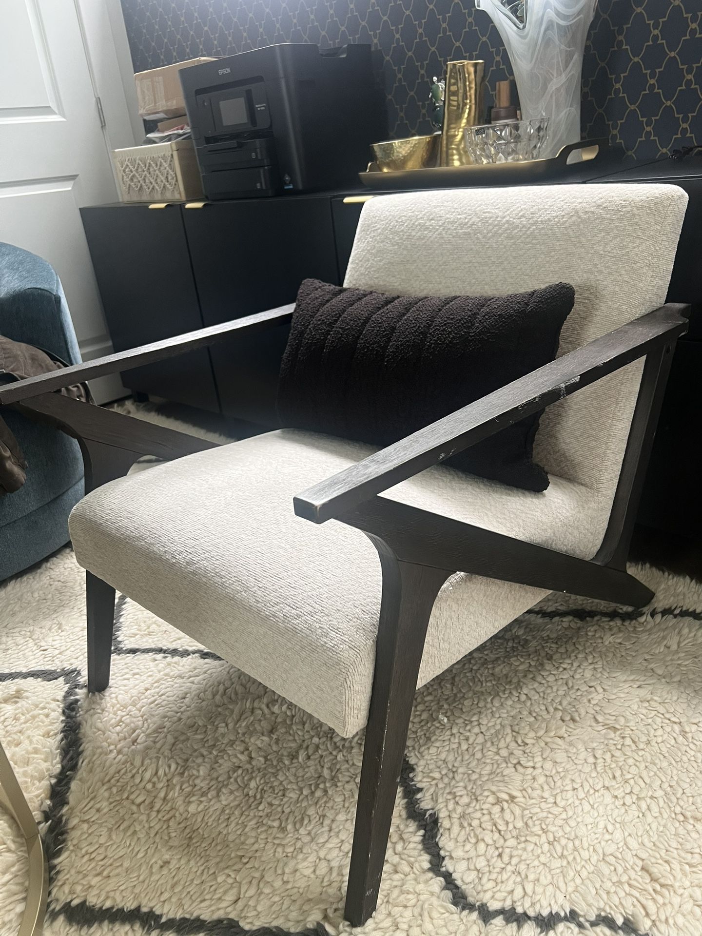 Mid Century Modern Accent Chair - delivery
