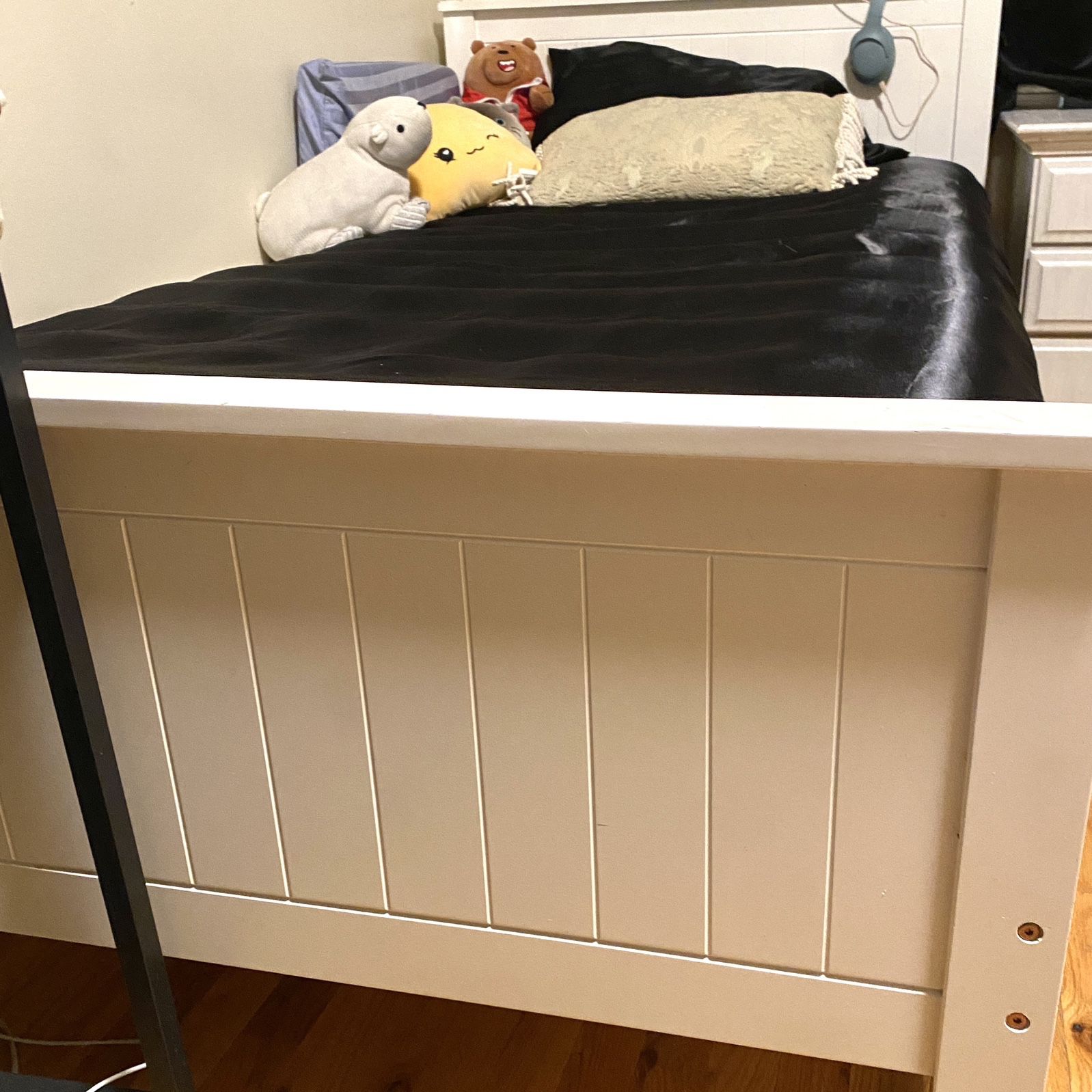 Used Twin White Wood Bed Frame